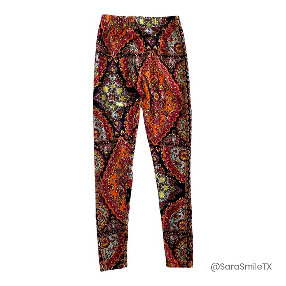 BILLABONG - Gypsy Den - Boho Print Plush Velvet Leggings - Picture 2 of 12